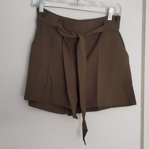 Shorts with Waist Tie